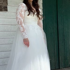 Wedding dress